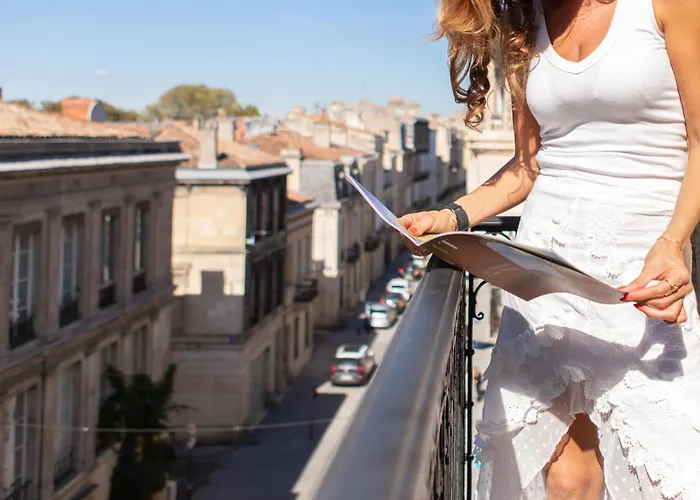 チャーチル サントル 2* ボルドー