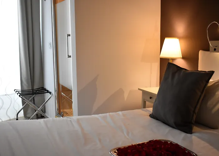 Churchill Centre Hotell 2*