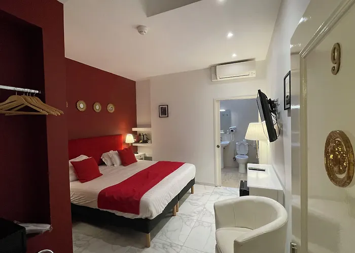 Churchill Centre Hotell 2*