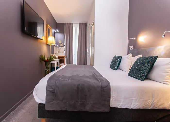 Otel Churchill Centre Bordeaux